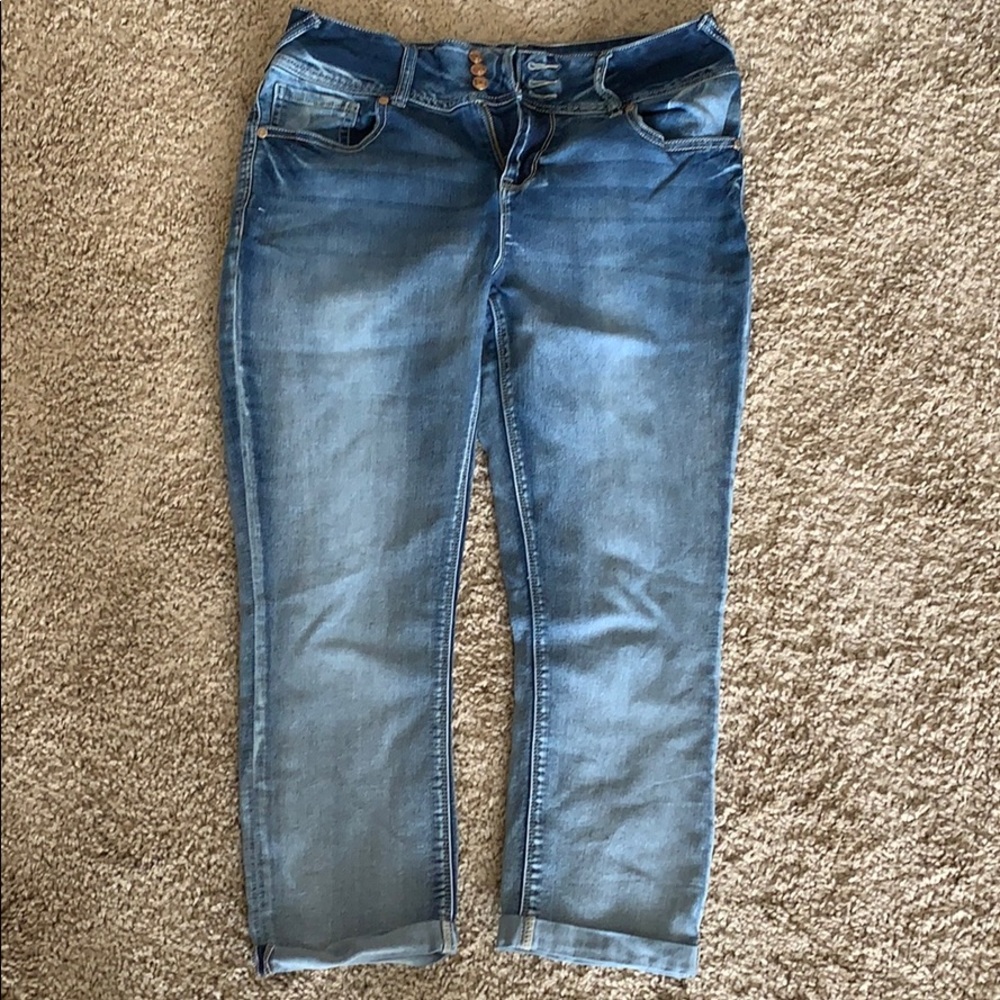 Vanity capris